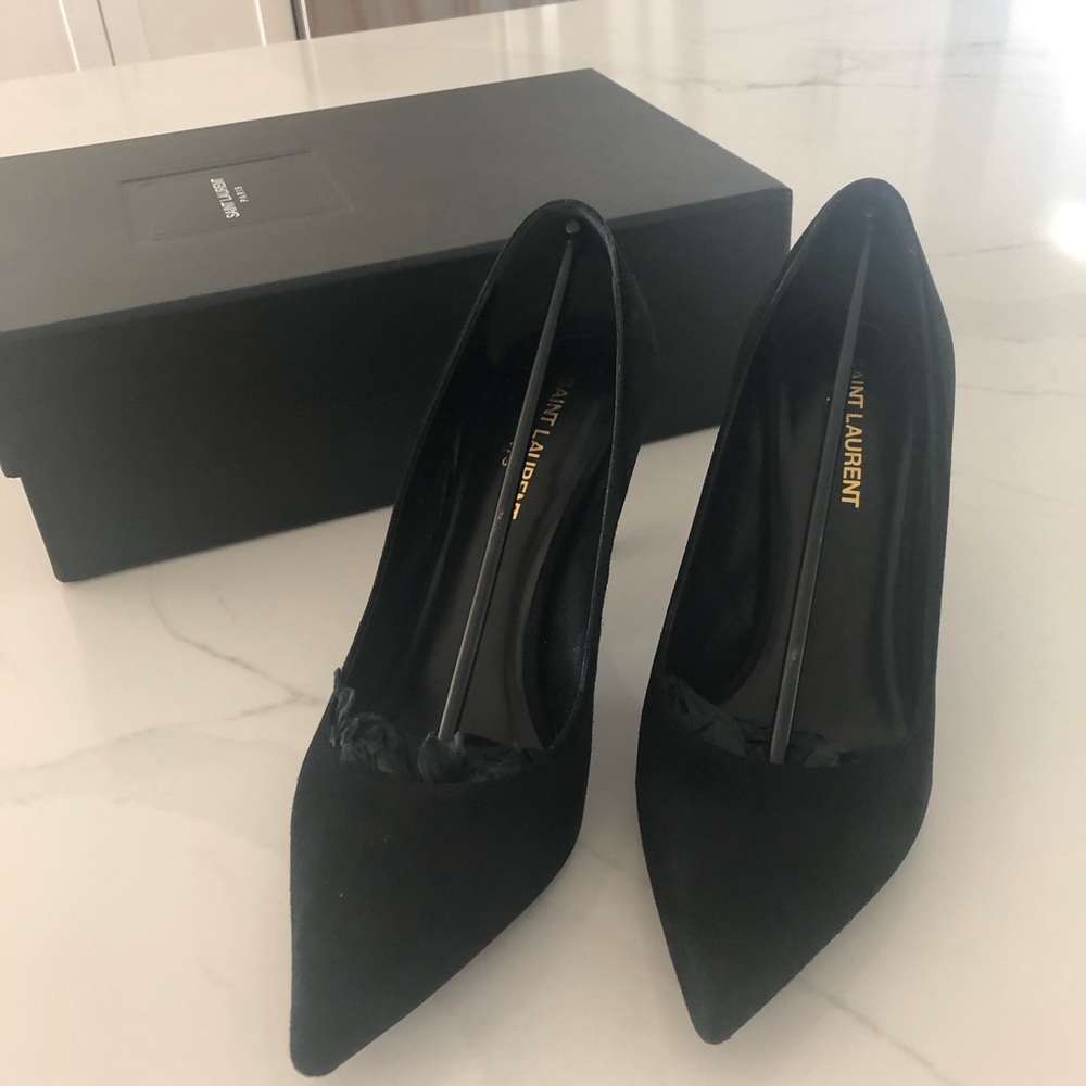 Saint Laurent, black suede pumps